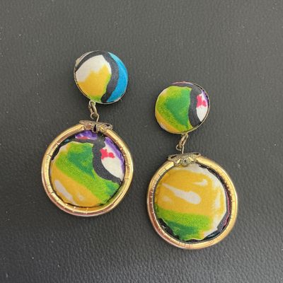 Gorgeous Vintage colorful fabric gold tone dangle earrings