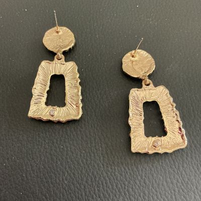 gold tone door knocker fashion earrings
