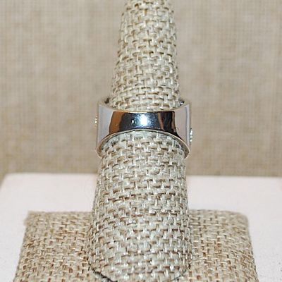 Size 7 Unique Trifecta Colored Ring with Silver, Gold & Rose Gold on a Silver Tone Band (6.7g)