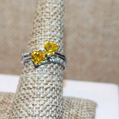 Size 7¼ Connected Yellow HEARTS Ring with Clear Stone Accents on a Silver Band (3.6g)