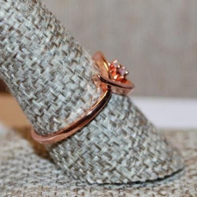 Size 10½ Marked .925 Rose Gold Side HEART Style & Single Main Stone on a Rose Gold Band (2.4g)