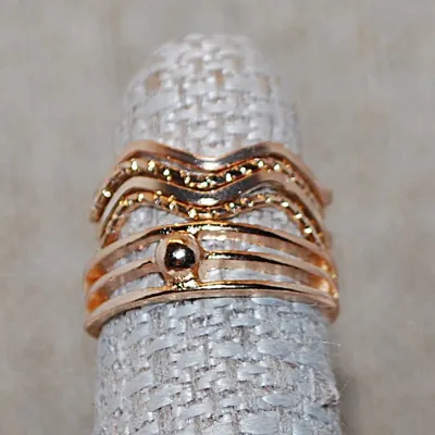 Size 5¾ Collection of 5 DELICATE Assorted RINGS in Gold & Rose Gold Tone (3.9g)