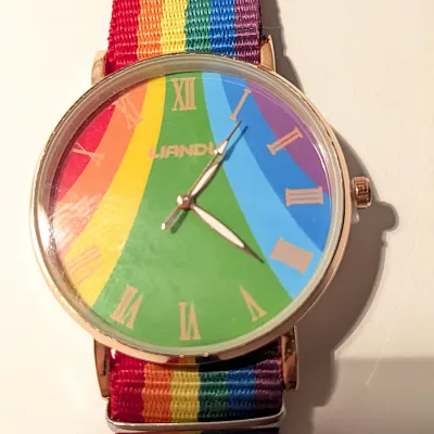Sale Photo Thumbnail #94: Very Colorful RAINBOW Round Dial WATCH with Colored Dial, 10" Strap and Silver Tone Setting **EXTRA BATTERY INCLUDED**
QUARTZ
Non-rechargeable Battery
Brand: LIANDU
Display: Analog
ALL ITEMS SHIPPED FREE