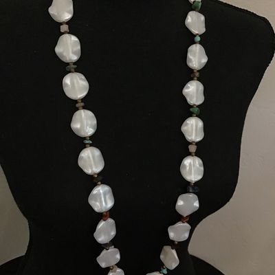 Semi Precious Stone Chips With Faux Baroque Pearls Vintage