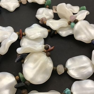 Semi Precious Stone Chips With Faux Baroque Pearls Vintage