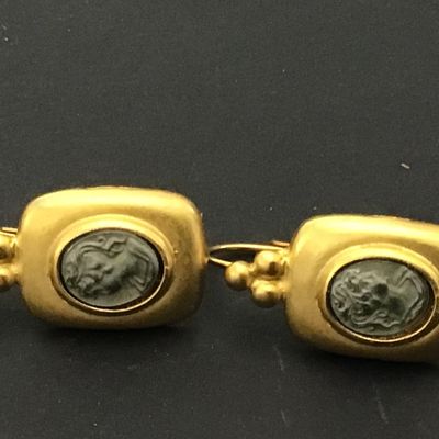 Vintage Cameo Earrings