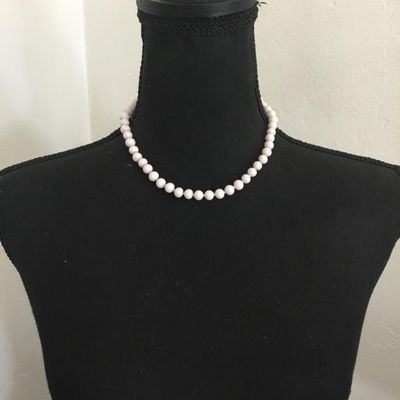 Vintage, white milk, glass bead collar necklace