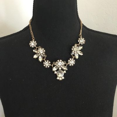 Gorgeous, gold tones, rhinestone statement necklace