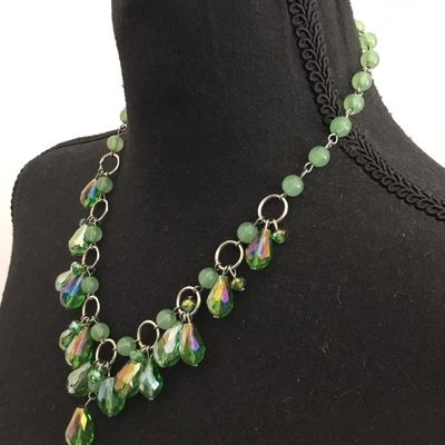 Beautiful jade green, crystal rhinestone statement necklace