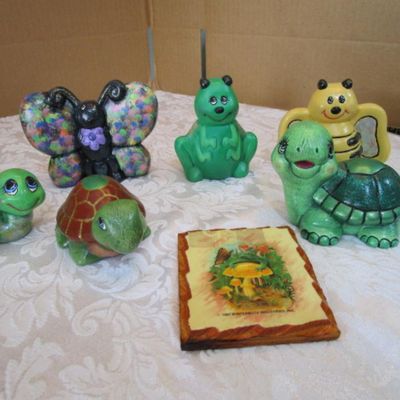 Sale Photo Thumbnail #461: 2 turtles, 1 butterfly, 1 worm, 1 bee, 1 cricket, picture is 4" x 3-1/4", See pictures