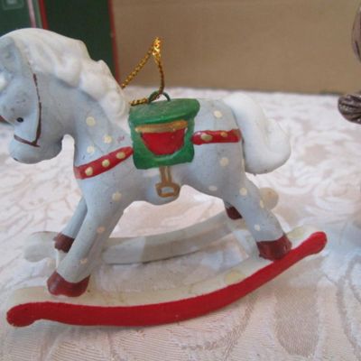 Sale Photo Thumbnail #491: Rocking horse, reindeer, snowman, 2 penguins, bear with candy cane, See pictures