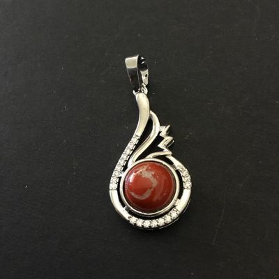 Beautiful, crystal rhinestone gemstone pendant
