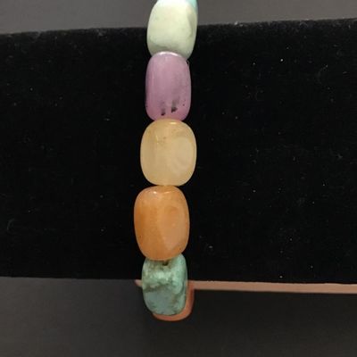 Pretty multicolor stone bead stretch bracelet