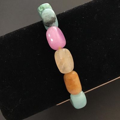 Pretty multicolor stone bead stretch bracelet