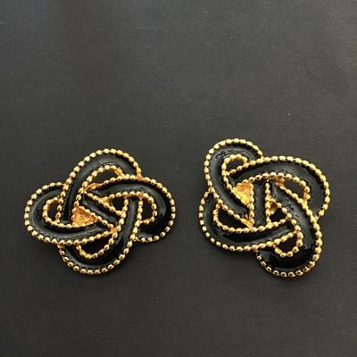 Vintage gold tone shoe clips