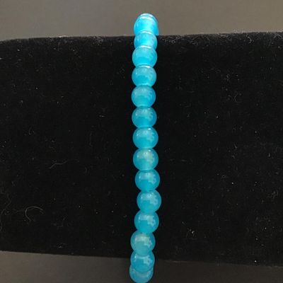 Beautiful blue beaded stretch bracelet