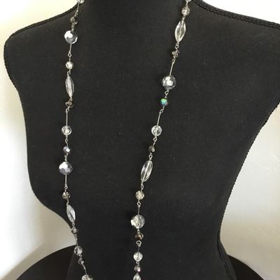 Beautiful cookie, lee, crystal bead statement, necklace
