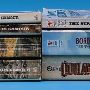 Lot of 7 Paperback Western Novels — Louis L'Amour, Terry C. Johnston, Warren Kiefer