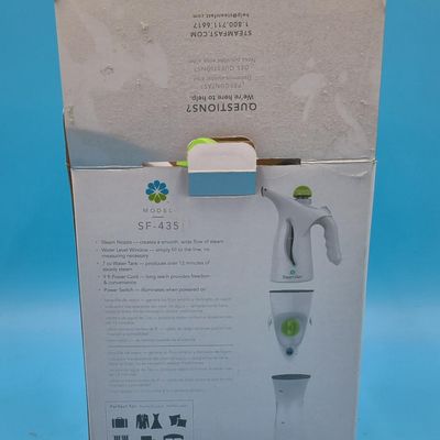 Steamfast SF-435 Compact Fabric Steamer (1) with Original Box — White Plastic
