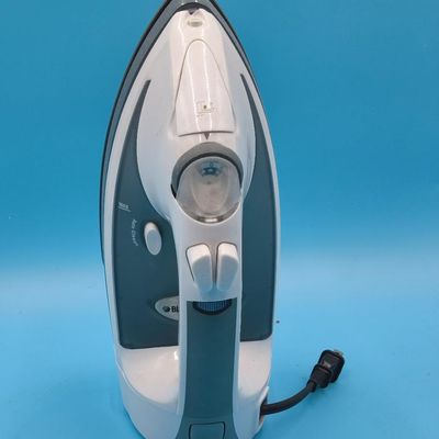 Black & Decker Steam Iron (single unit)