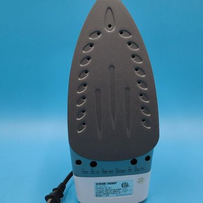 Black & Decker Steam Iron (single unit)