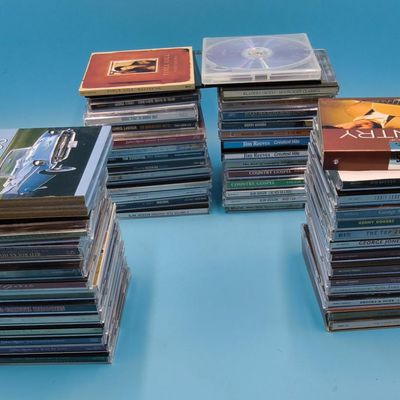 Lot of approx. 70+ Country & Pop Audio CDs — Jim Reeves, George Strait, Kenny Rogers, Alan Jackson, Garth Brooks, Josh Groban, Vince...