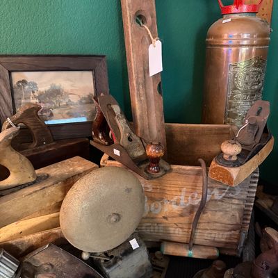 Sale Photo Thumbnail #570