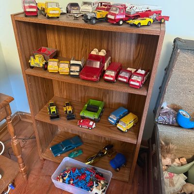 Tonkal Trucks, Cars 
