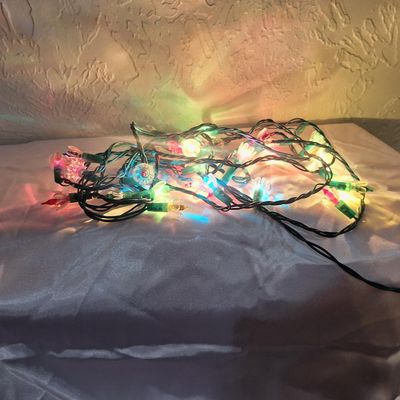 Vintage Multi-Color Flower Reflector Christmas Lights
