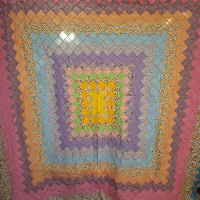 Vintage Hand-Pieced Trip Around the World Patchwork Quilt TOP king size