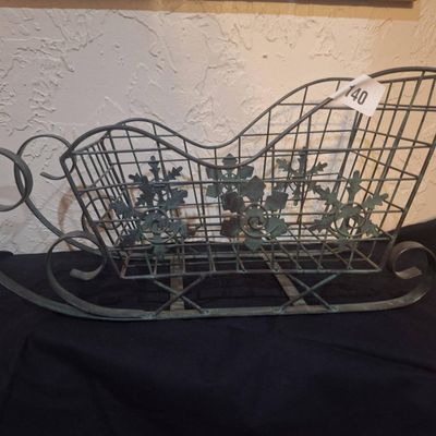 Vintage Metal Wire Christmas Sleigh Decoration with Snowflake Accents