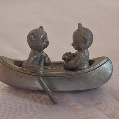 Spooniques Pewter Miniature Bears in Canoe Figurine