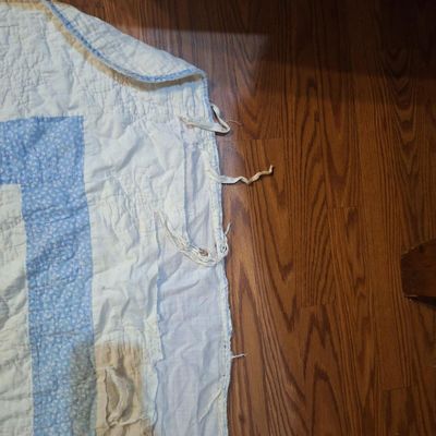 Vintage Sunbonnet Sue Embroidered Quilt- top edge has a lot of damage. see all photos.