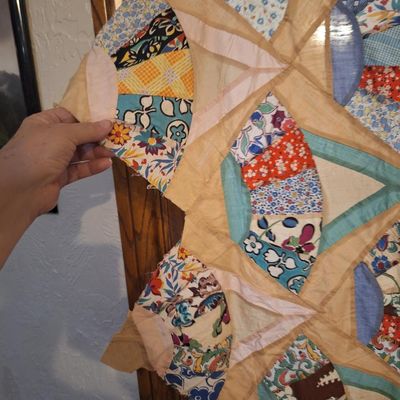 Vintage Hand-Pieced Fan Pattern Quilt Top