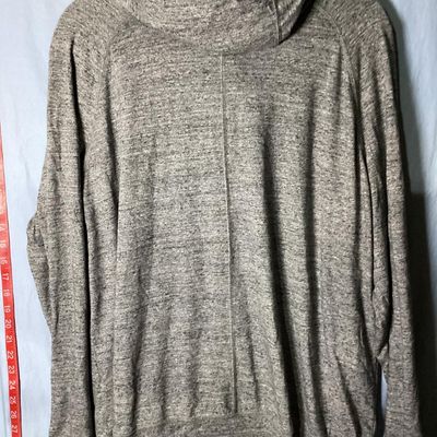 Sale Photo Thumbnail #115: Nike heather gray full-zip hooded sweatshirt featuring white 'Nike Just Do It' logo on the chest. Has front hand pockets, drawstring hood, and raglan sleeves. Tag size XXL (1XG/2EG). Lightly worn in good pre-owned condition with no major stains, rips, or 