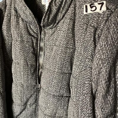 Sale Photo Thumbnail #178: Women's Denim & Co. (d&co.) quilted zip-front jacket in a black and off-white/gray textured print fabric. Features a stand-up collar, front pockets, full front zip closure, and a silky interior lining. Size 1X. Measures approximately 29-30 inches in lengt