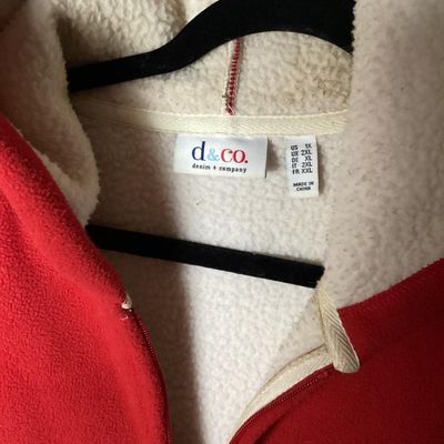 Sale Photo Thumbnail #183: Red hooded fleece jacket by Denim & Co. (d & co.), featuring a soft cream-colored sherpa/fleece lining, full zip closure, front side pockets, and an attached hood. 

- Brand: Denim & Co.
- Size: US 1X (UK 2XL, DE XL, IT 2XL, FR XXL)
- Color: Red with Off-
