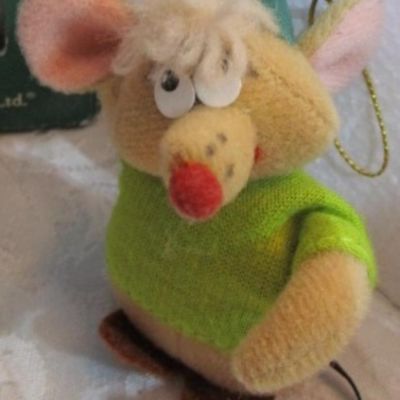 Snowman Collectible, Mickey solar bobblehead, 4 Christmas ornaments