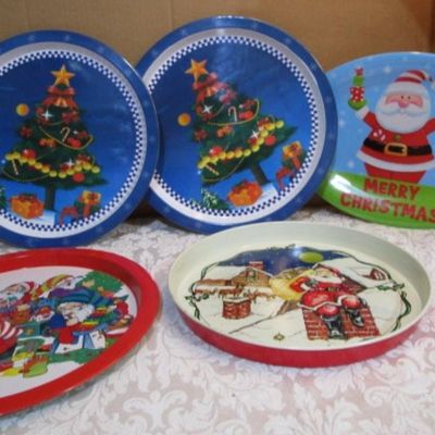Sale Photo Thumbnail #125: Platter and 2 Christmas tree trays are plastic, the other 2 trays are metal, See pictures