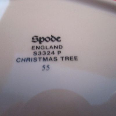Sale Photo Thumbnail #140: The Poinsettia dish is Home of the Holidays, See pictures
