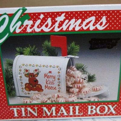 Sale Photo Thumbnail #389: Snow globe plays "Silent Night", mail box is 5-1/4" long x 3-3/4" tall x 3" wide, see pictures