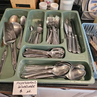Sale Photo Thumbnail #423