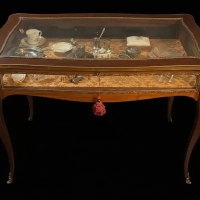 Sale Photo Thumbnail #66: French style vitrine display table