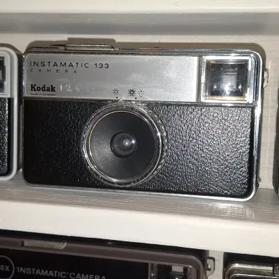 Sale Photo Thumbnail #202: Kodak instamatic x camera b