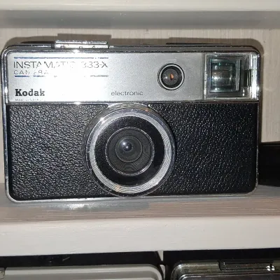 Sale Photo Thumbnail #208: Kodak instamatic x camera d