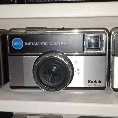 Sale Photo Thumbnail #227: Kodak instamatic x camera