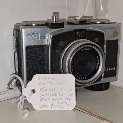 Sale Photo Thumbnail #250: Sears auto camera