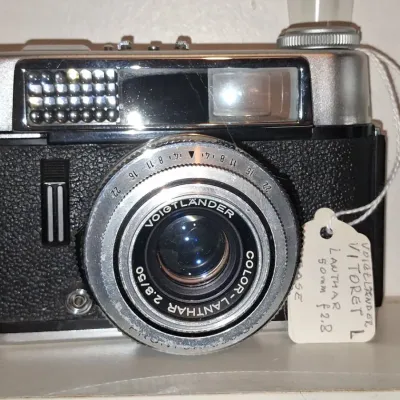 Sale Photo Thumbnail #252: Voigtlnder vitoret l camera with color lanthar mm f or lens