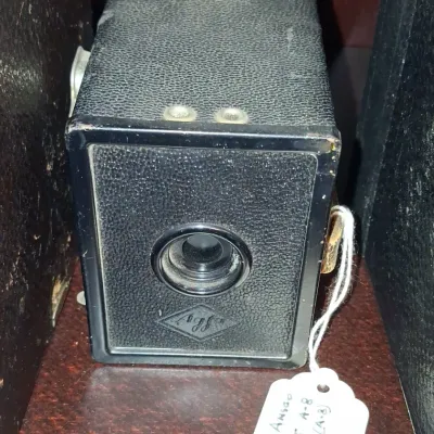 Sale Photo Thumbnail #255: Agfa ansco cadet a box camera