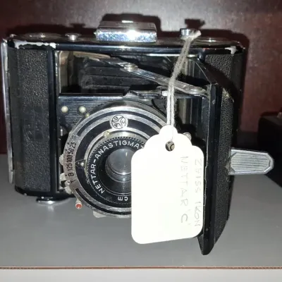 Sale Photo Thumbnail #289: Zeiss ikon nettar or folding camera